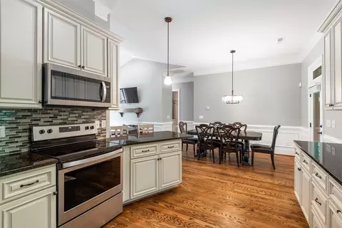 2126 Clements Dr, Durham, NC 27704 photo 12