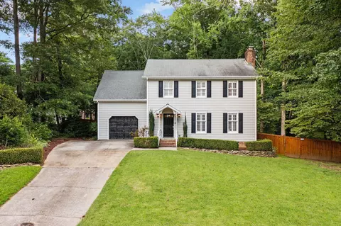 305 Woodcock Cir, Raleigh, NC 27615