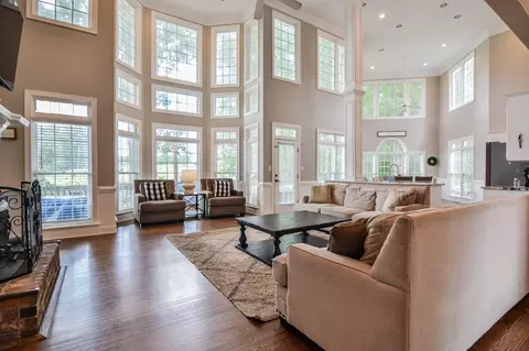 808 Birkdale Dr, Clayton, NC 27527