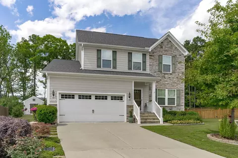 3504 Johnson Grant Dr, New Hill, NC 27562