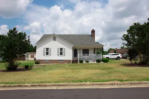1302 Fairfield Rd, Nashville, NC 27856