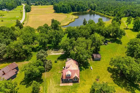 1050 Sykes Rd, Louisburg, NC 27549