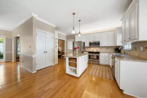 103 Quarterpath Dr, Cary, NC 27518 photo 12