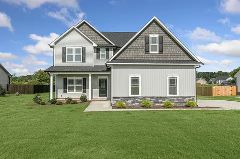 35 Fisher Rd, Lillington, NC 27546