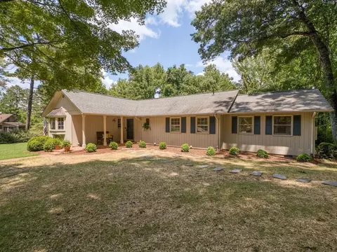 450 E Conifer Ln, Clarksville, VA 23927