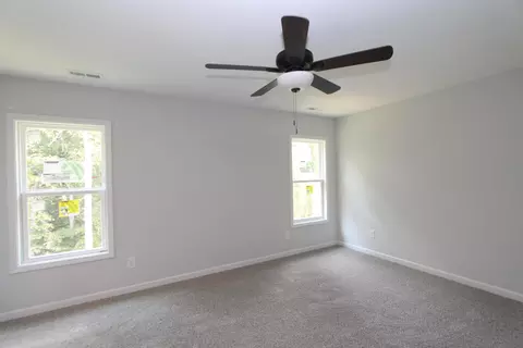 475 Sturgeon St, Smithfield, NC 27577 photo 8