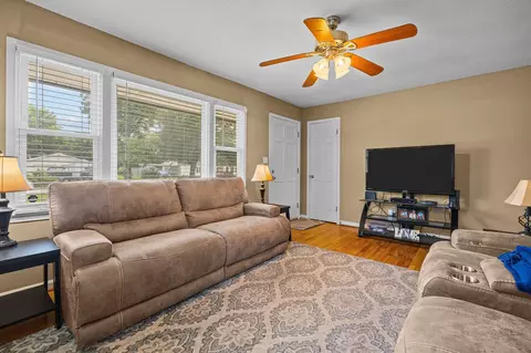 505 W C St, Erwin, NC 28339 photo 9