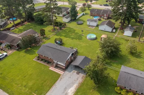 505 W C St, Erwin, NC 28339 photo 7
