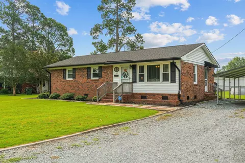 505 W C St, Erwin, NC 28339 photo 3