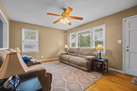 505 W C St, Erwin, NC 28339 photo 11
