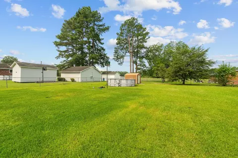 505 W C St, Erwin, NC 28339 photo 34