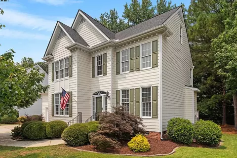 111 Lansbrooke Ln, Apex, NC 27502