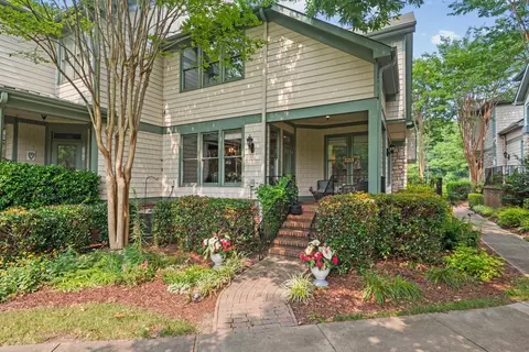 307 Presque Isle Ln #307, Chapel Hill, NC 27514