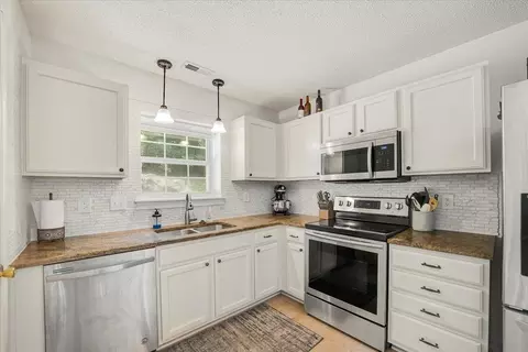 4609 Dolwick Dr, Durham, NC 27713 photo 10