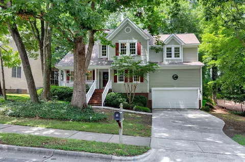 5317 Bentgrass Dr, Raleigh, NC 27610
