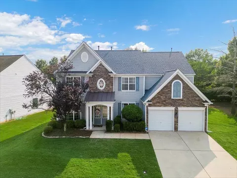 8151 Sommerwell St, Raleigh, NC 27613