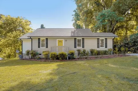 220 N Peartree Ln, Raleigh, NC 27610