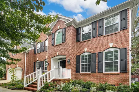 5 Zumwalt Ct, Durham, NC 27703