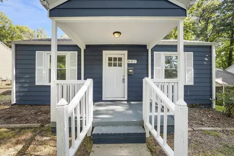 607 E Lavender Ave, Durham, NC 27704 photo 2