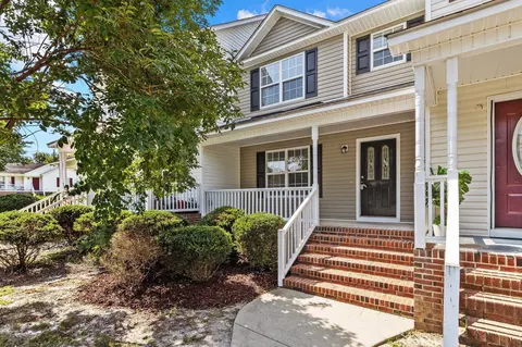 105 Wimbledon Ct, Clayton, NC 27520