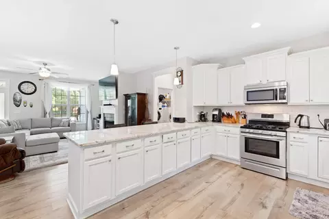5703 Whispering Meadows Ln, Durham, NC 27712 photo 12