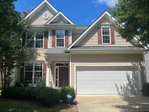8115 Willowglen Dr, Raleigh, NC 27616