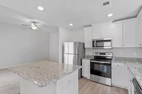 136 Barnsley Rd, Angier, NC 27501 photo 8