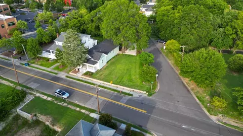 717 Kent St, Durham, NC 27701 photo 5