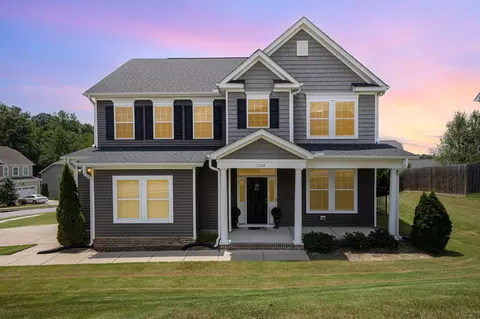 1102 Jamison Pond Dr, Knightdale, NC 27545