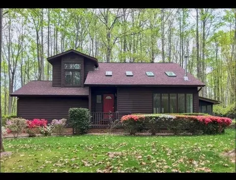 5376 Providence Farm Dr, Pleasant Garden, NC 27313