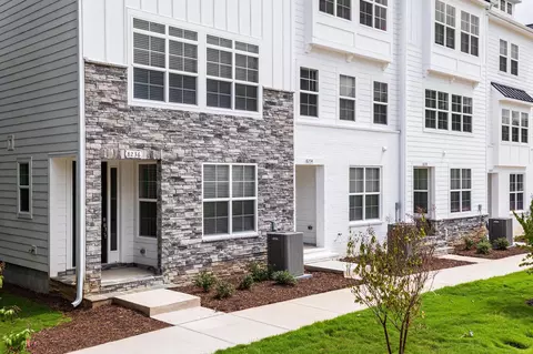 8523 Marvino Ln, Raleigh, NC 27613
