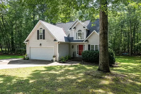 140 Lumberjack Ln, Louisburg, NC 27549