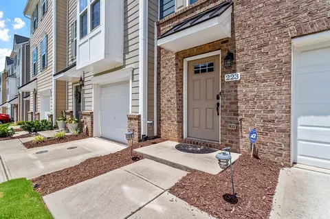 223 Brier Summit Pl, Durham, NC 27703 photo 3