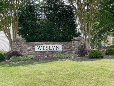 2804 Roundleaf Ct, Raleigh, NC 27604