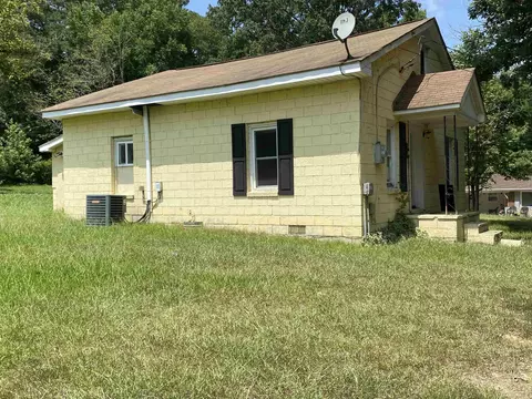 1317 Mlk Jr Blvd, Siler City, NC 27344