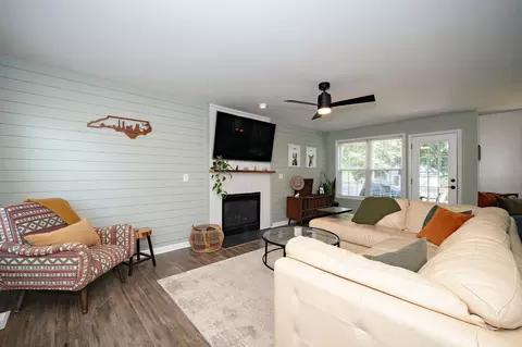 5409 Stardust Dr, Durham, NC 27712 photo 6