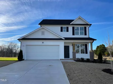 18 Springtooth Dr, Zebulon, NC 27597