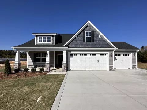365 Jackson Pond Dr, Smithfield, NC 27577