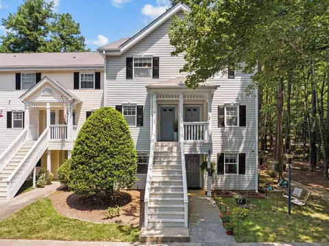 127 Scott Ln #127, Chapel Hill, NC 27514