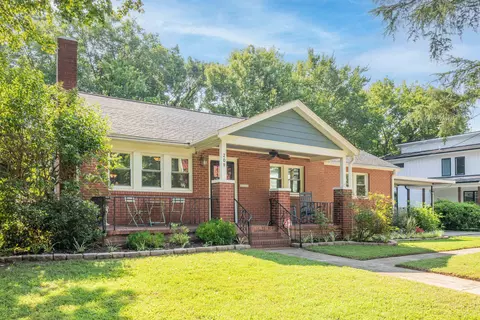 209 Lincoln Ct, Raleigh, NC 27610