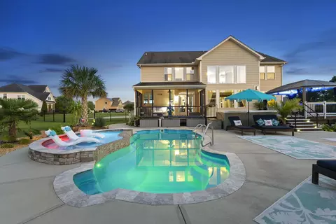 6640 Wildlife Ln, Fuquay Varina, NC 27526