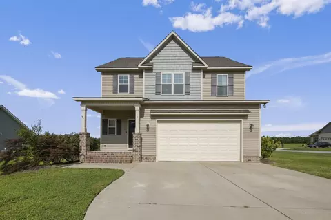 14 Wyatt Dr, Selma, NC 27576