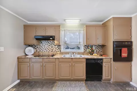 400 S 13th St, Erwin, NC 28339 photo 12