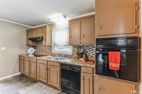 400 S 13th St, Erwin, NC 28339 photo 13