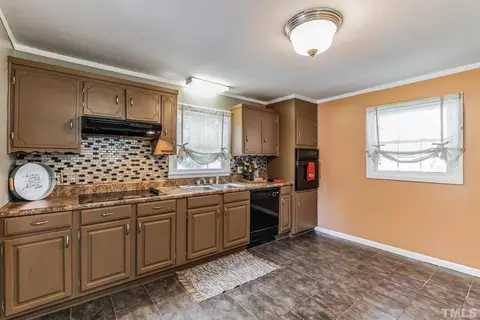 400 S 13th St, Erwin, NC 28339 photo 10