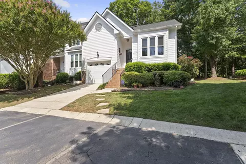 410 Center Pointe Dr, Cary, NC 27513