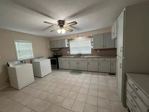 2879 Nc 27 E Hwy, Coats, NC 27521 photo 4