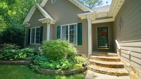 1703 Kelly Glen Dr, Apex, NC 27502