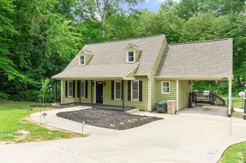 1606 Woods Creek Dr, Garner, NC 27529