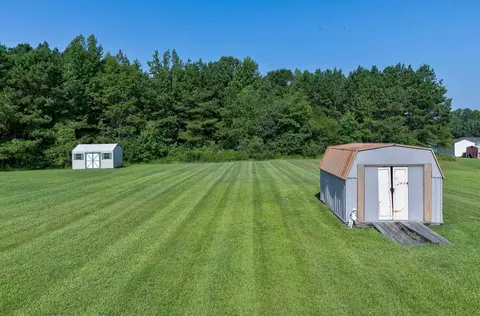 8308 Creek Rd, Willow Springs, NC 27592 photo 9